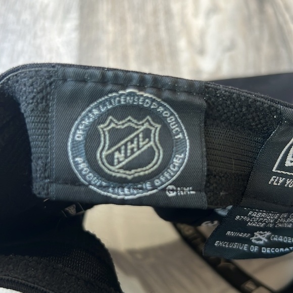 New Era Hat Black and White Los Angeles Kings 39thirty 2012 Conference Champions - Picture 4 of 12